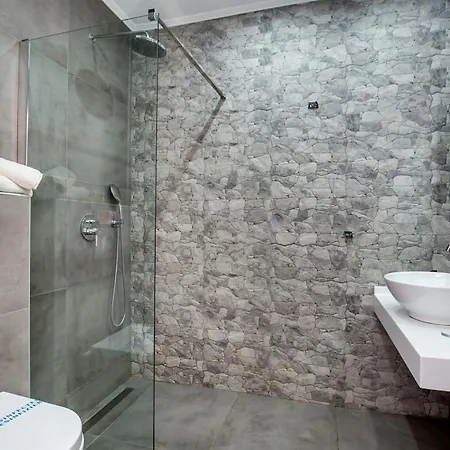 Angels View 公寓 *